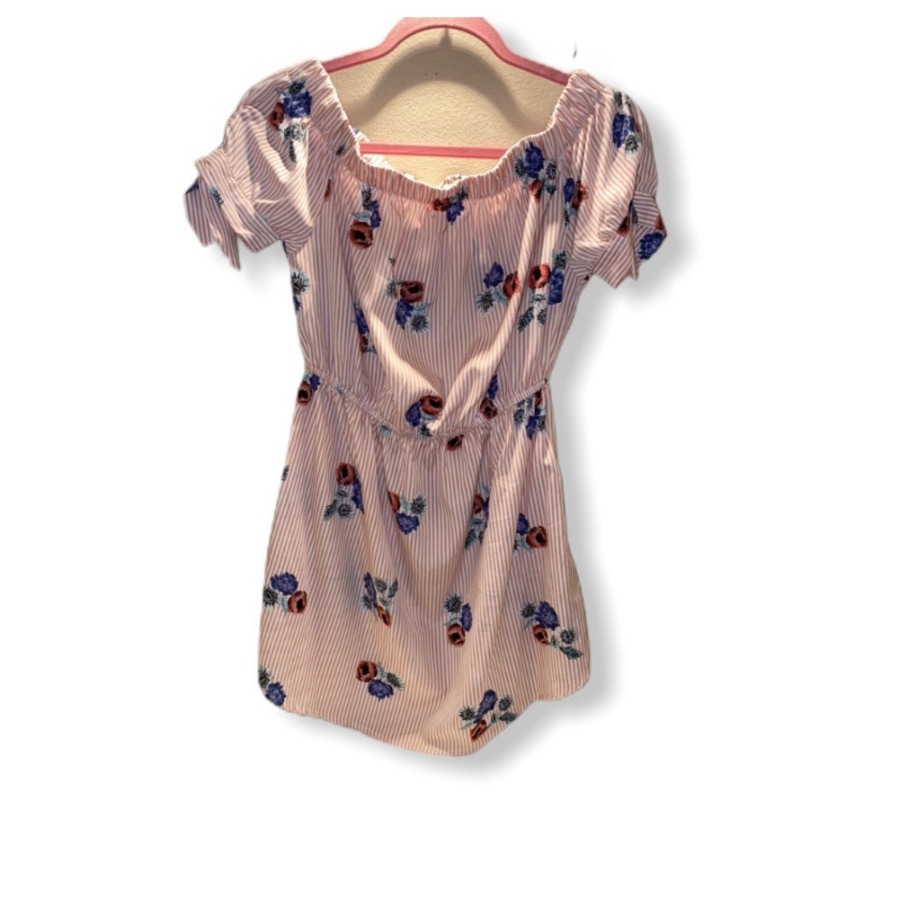 Off shoulder blouse